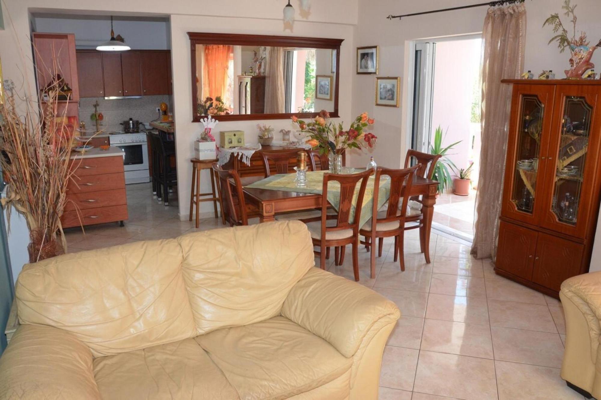 Kostaspant Apartment Gerani  Eksteriør bilde